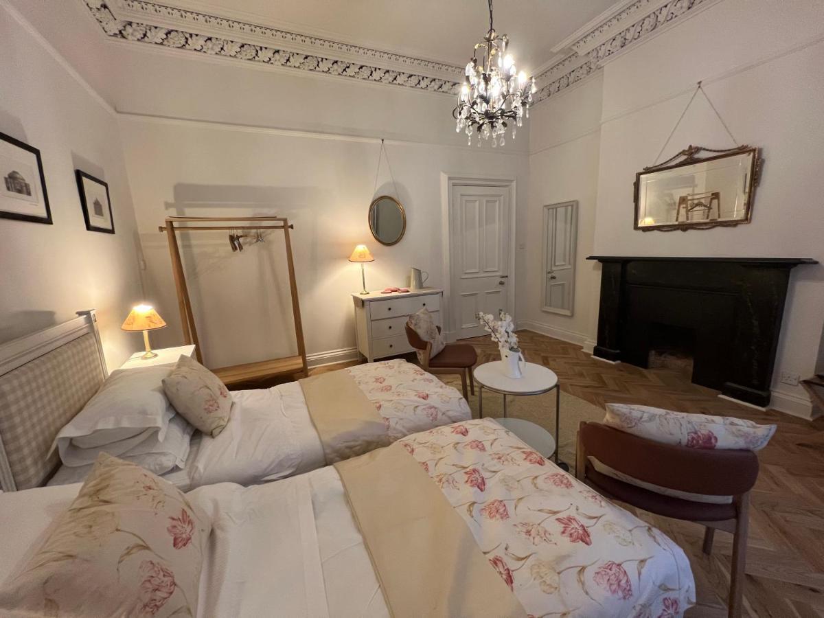 Wm Garden Cottage เอดินบะระ ภายนอก รูปภาพ